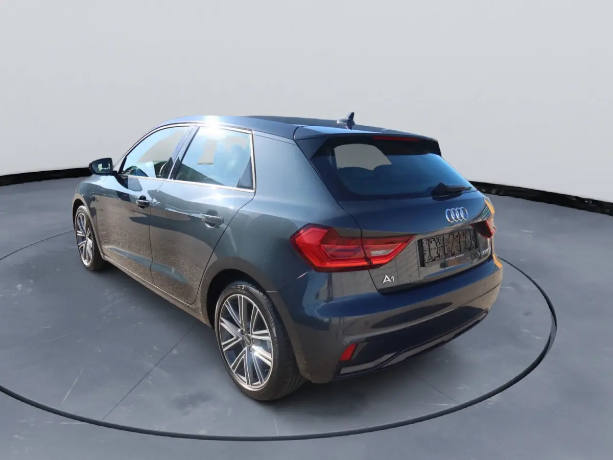 30 TFSI Advanced edition Automaat Pdc 17" lm velgen