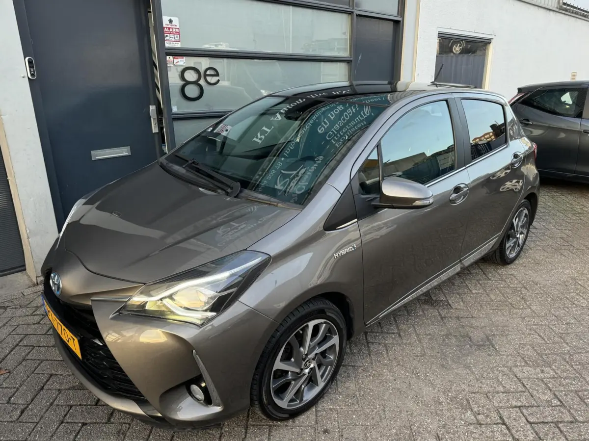 1.5 Hybrid Executive Panorama / Camera