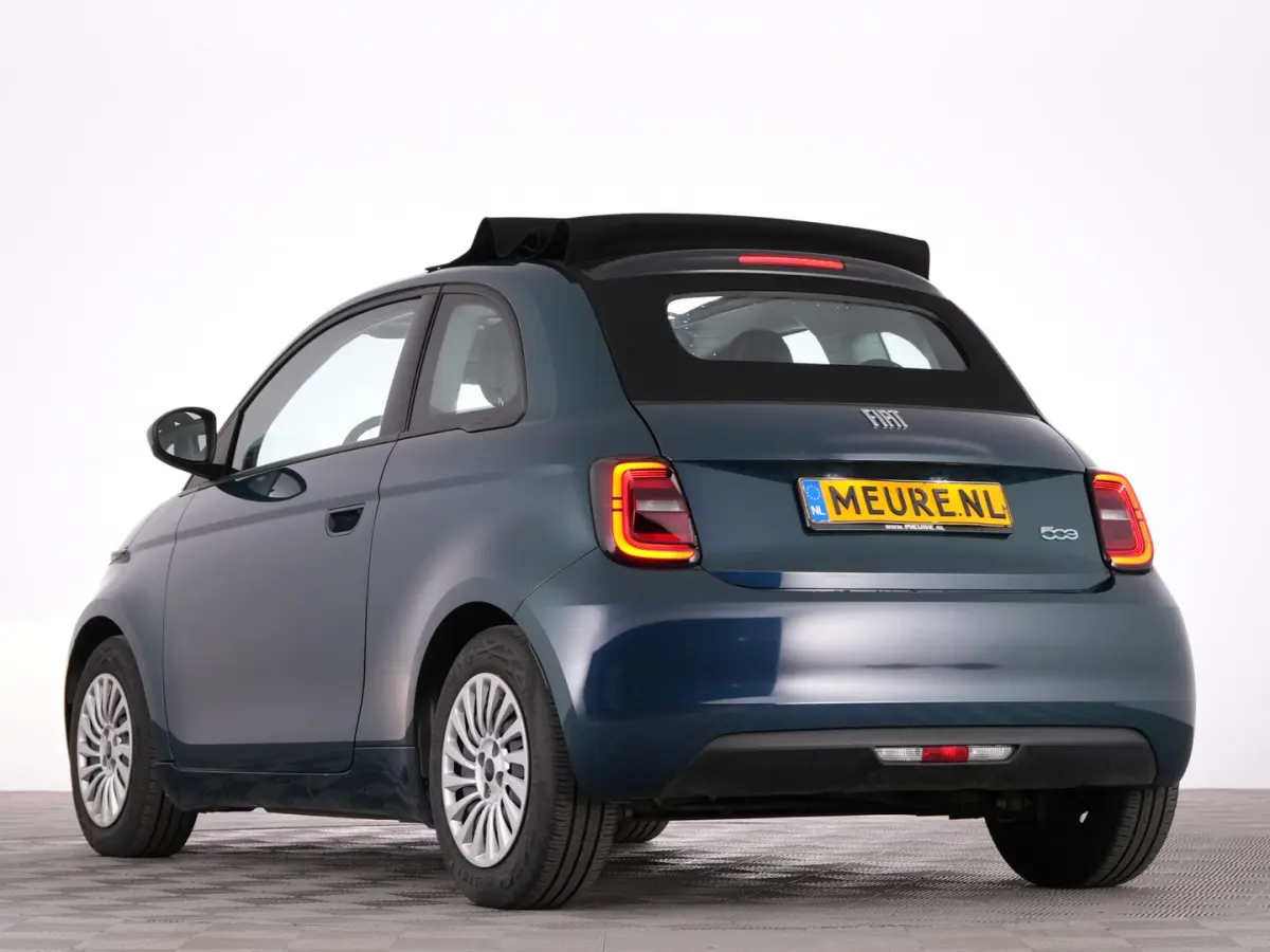 24kWh | NAVI | CARPLAY | CABRIOLET | 100% SOH! !