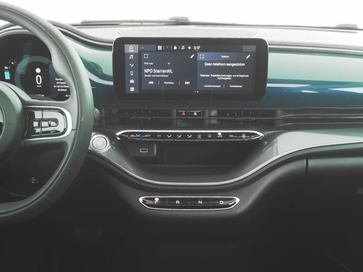 24kWh | NAVI | CARPLAY | CABRIOLET | 100% SOH! !