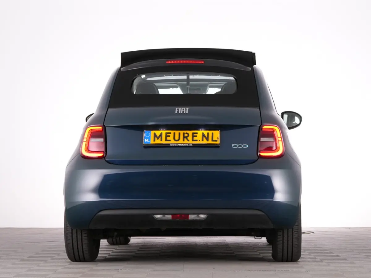 24kWh | NAVI | CARPLAY | CABRIOLET | 100% SOH! !