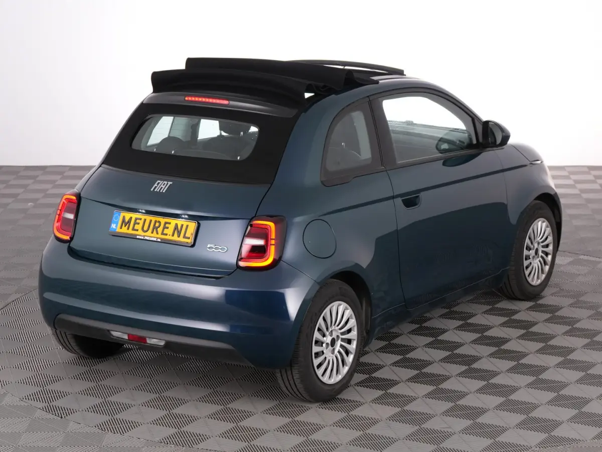24kWh | NAVI | CARPLAY | CABRIOLET | 100% SOH! !