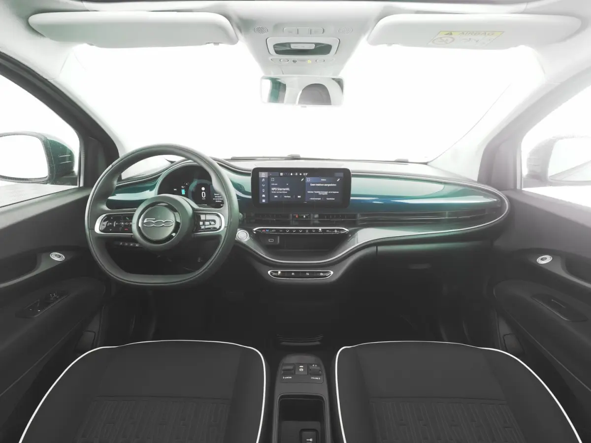 24kWh | NAVI | CARPLAY | CABRIOLET | 100% SOH! !