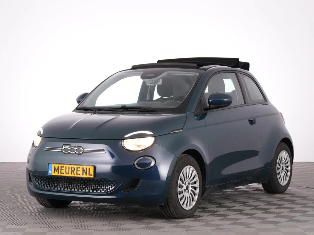 24kWh | NAVI | CARPLAY | CABRIOLET | 100% SOH! !