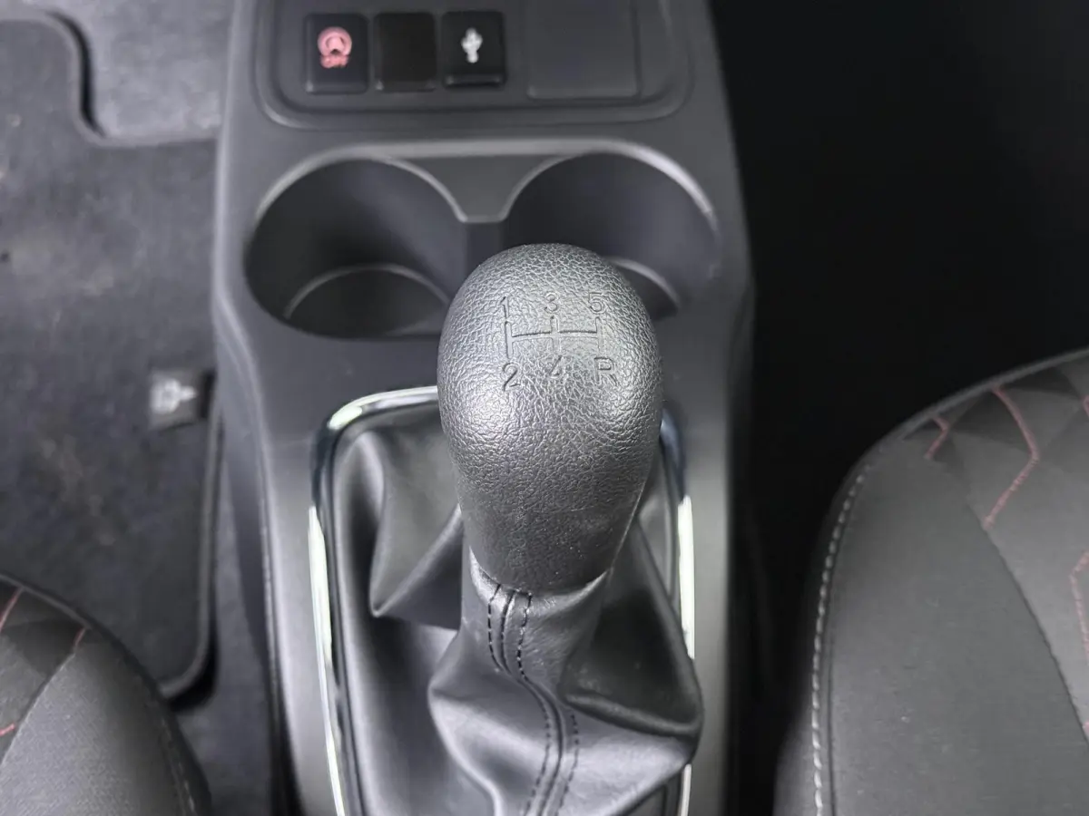 1.2 Dynamic | Trekhaak | Climate Control | Achteruitrijcamera |