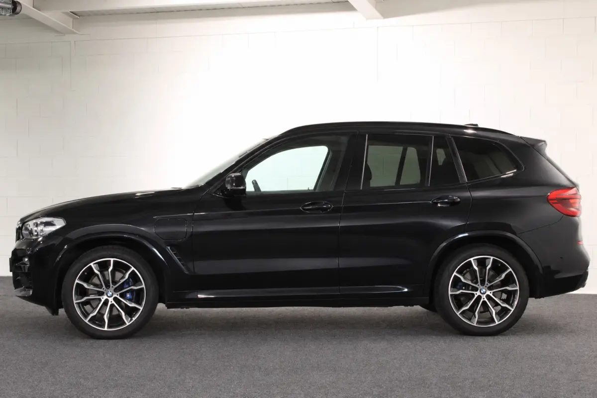 xDrive30e | M Sport | H/K | MEMORY | PANO | TRKHAAK |