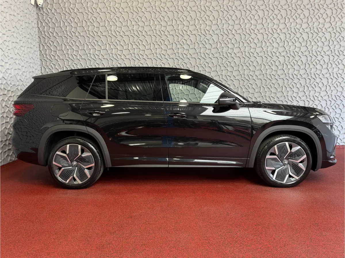 Sportline iV Gloednieuw (PHEV 120KM) DSG | Panorama | Trekhaak | Matrix LED | 20" Rila | Memory | ACC | Camera | Virtual Cockpit. plug in hybrid