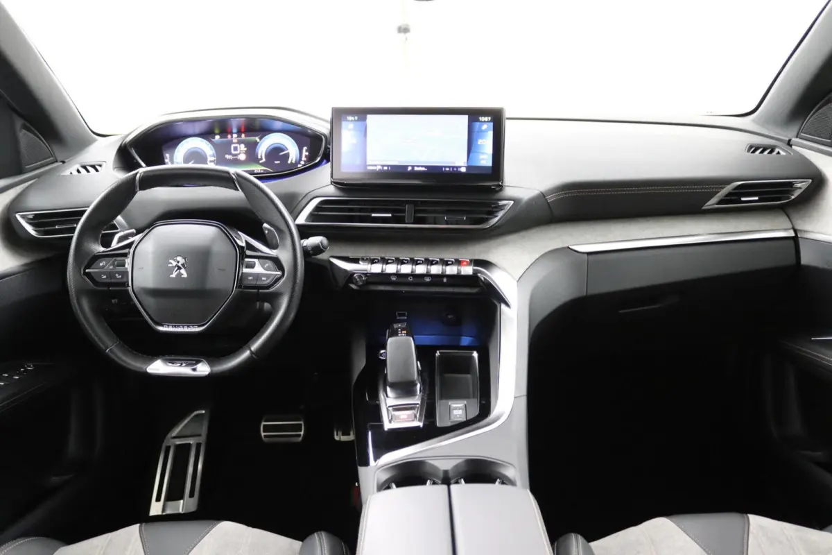 1.6 HYbrid 225 GT | Night Vision | Adaptieve cruise |