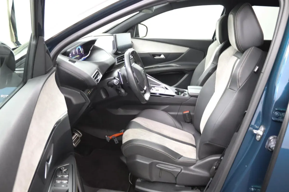 1.6 HYbrid 225 GT | Night Vision | Adaptieve cruise |