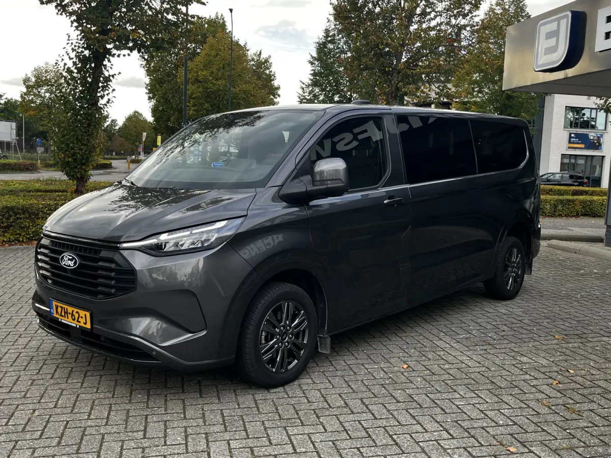 320 2.5 PHEV L2H1 Limited 9p.