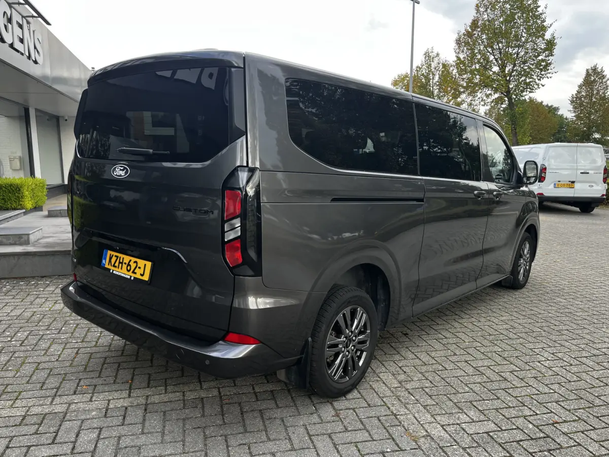 320 2.5 PHEV L2H1 Limited 9p.
