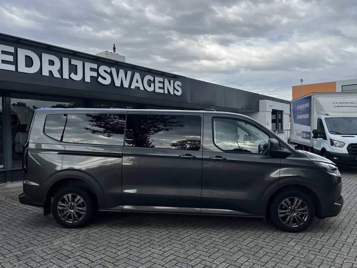 320 2.5 PHEV L2H1 Limited 9p.
