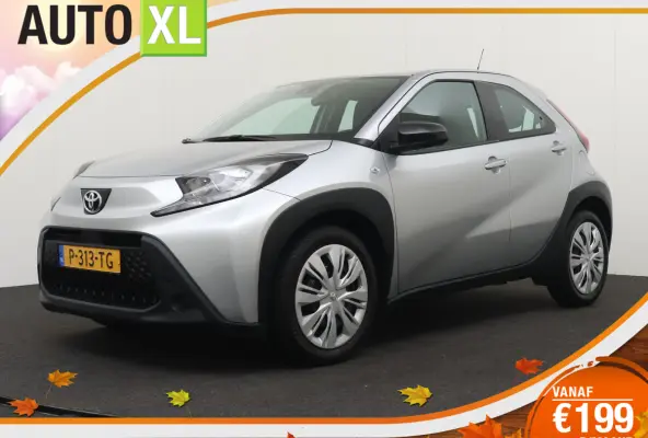 1.0 VVT-i MT Play Adapt. Cruise Carplay Camera