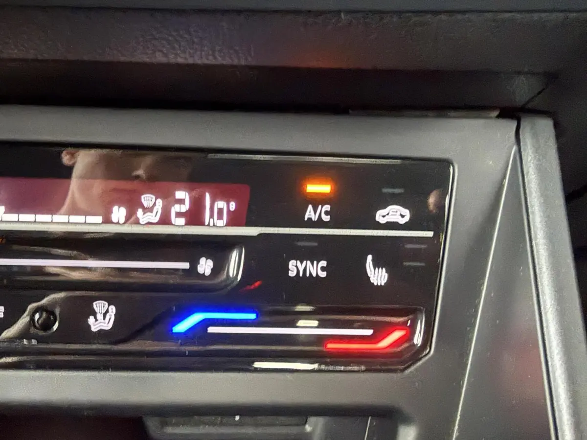 1.0TSI R-Line|PANO|IQ|ACC|CARPLAY|