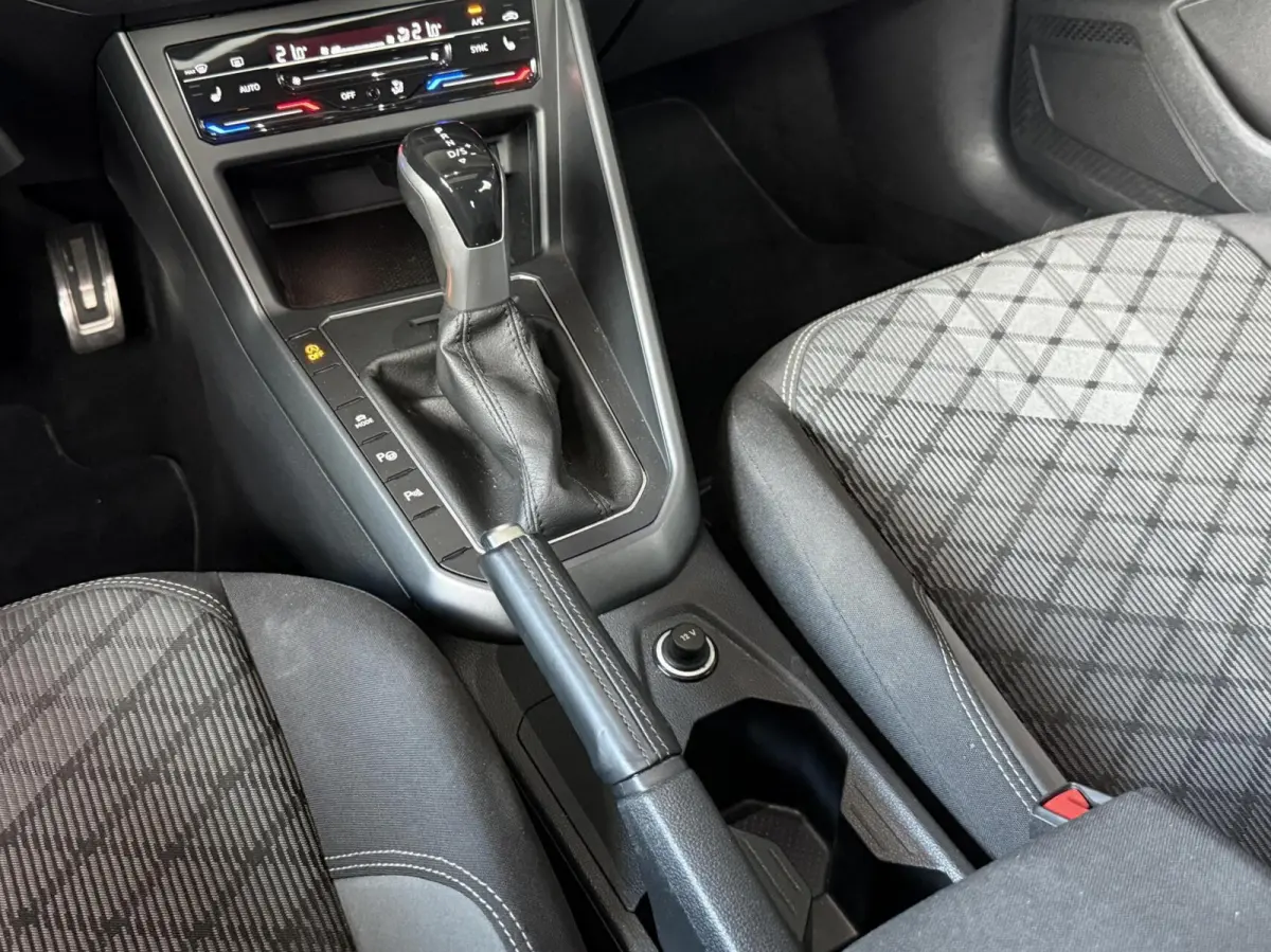 1.0TSI R-Line|PANO|IQ|ACC|CARPLAY|
