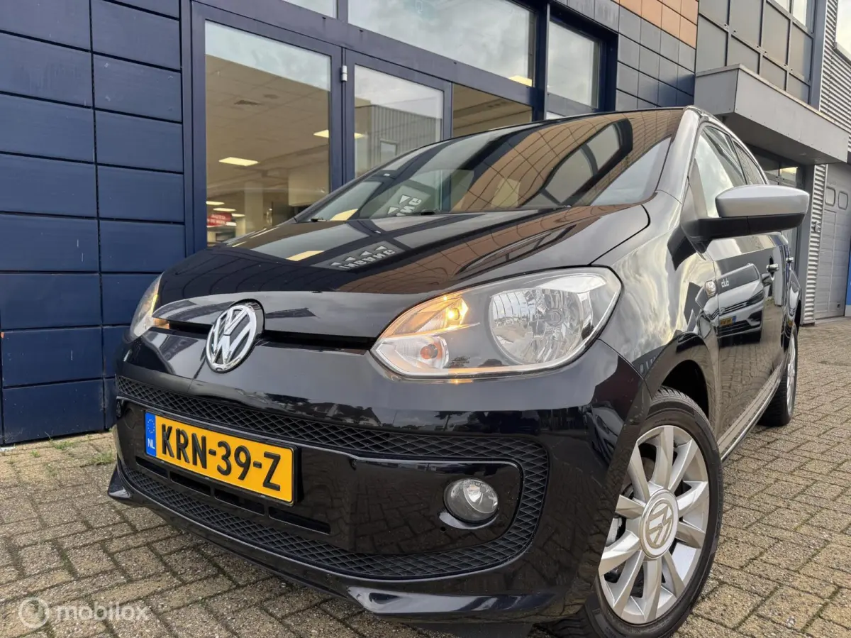 Up! 1.0 high up! Club|Cruise Control|Stoelverw.|Parkeersens.|Airco|100% onderhoud