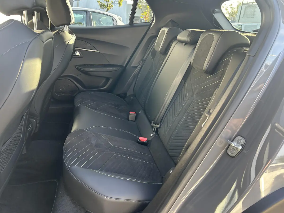 EV GT 54 kWh | Alcantara bekleding | Trekhaak | Camera | Adaptieve Cruise Control | Apple CarPlay/Android Auto