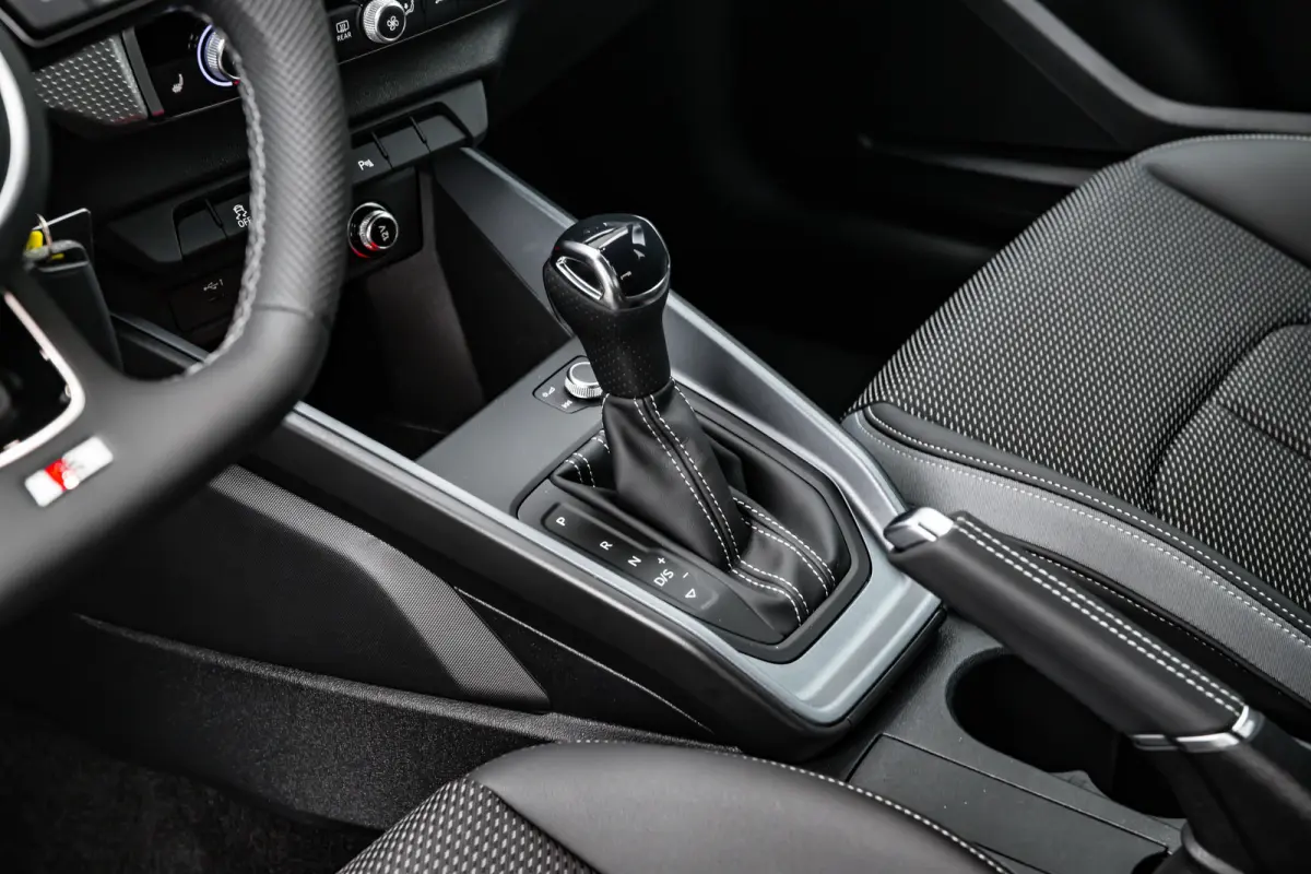 S edition | Achteruitrijcamera | Airconditioning 2-zone | Audi smartphone interface