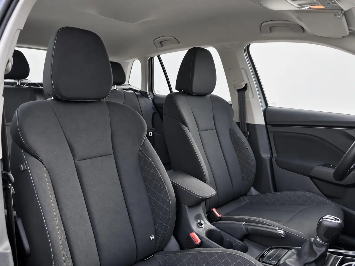 1.0 TSI 110pk DSG Ambition Navigatie Apple CarPlay Android Auto Parkeerhulp achter Adaptive Cruise Control Stoelverwarming Airco Lichtmetalen velgen