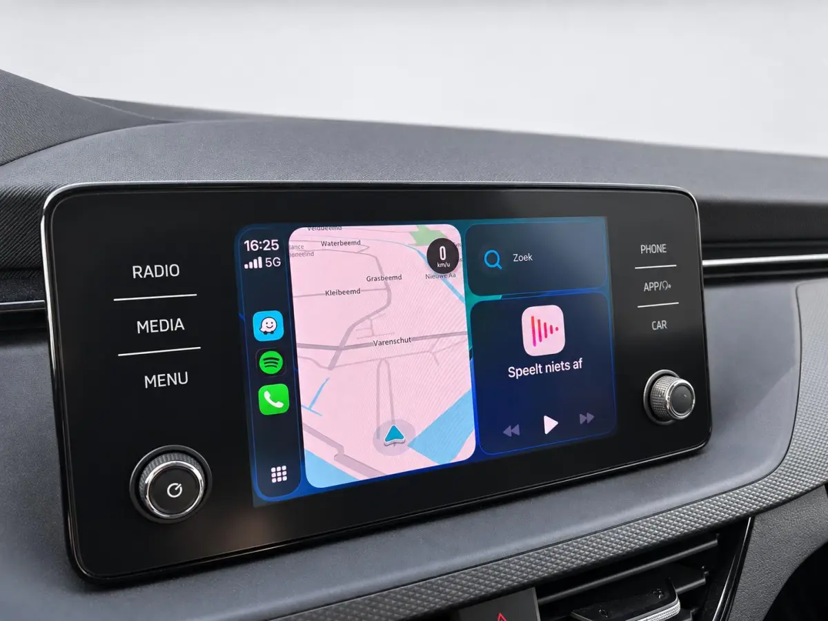 1.0 TSI 110pk DSG Ambition Navigatie Apple CarPlay Android Auto Parkeerhulp achter Adaptive Cruise Control Stoelverwarming Airco Lichtmetalen velgen