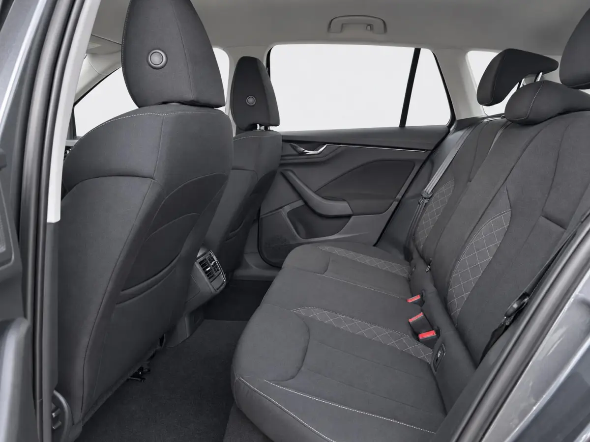 1.0 TSI 110pk DSG Ambition Navigatie Apple CarPlay Android Auto Parkeerhulp achter Adaptive Cruise Control Stoelverwarming Airco Lichtmetalen velgen