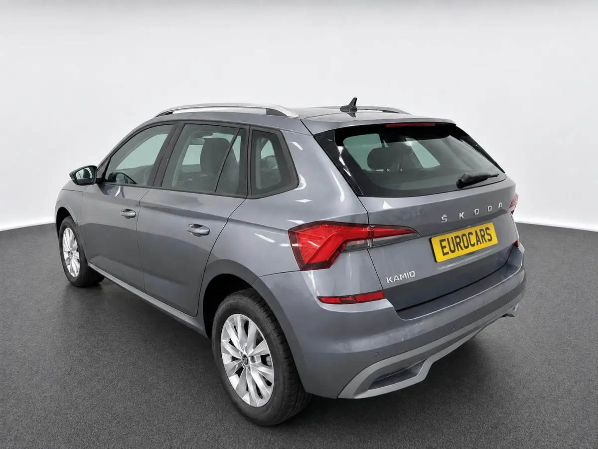 1.0 TSI 110pk DSG Ambition Navigatie Apple CarPlay Android Auto Parkeerhulp achter Adaptive Cruise Control Stoelverwarming Airco Lichtmetalen velgen
