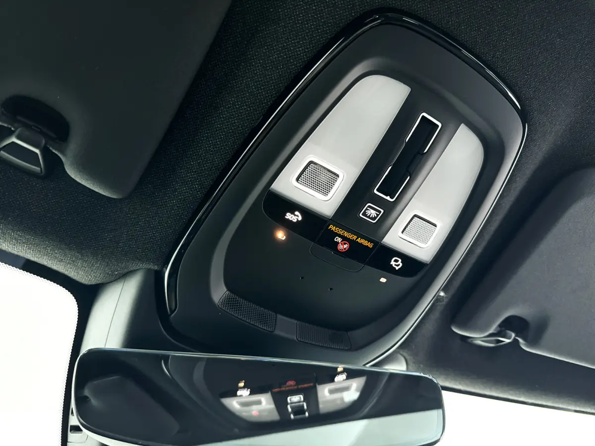 P8 AWD Ultimate | Panoramadak | 360° camera | Harman Kardon | Stoel- en stuurverwarming | Trekhaak