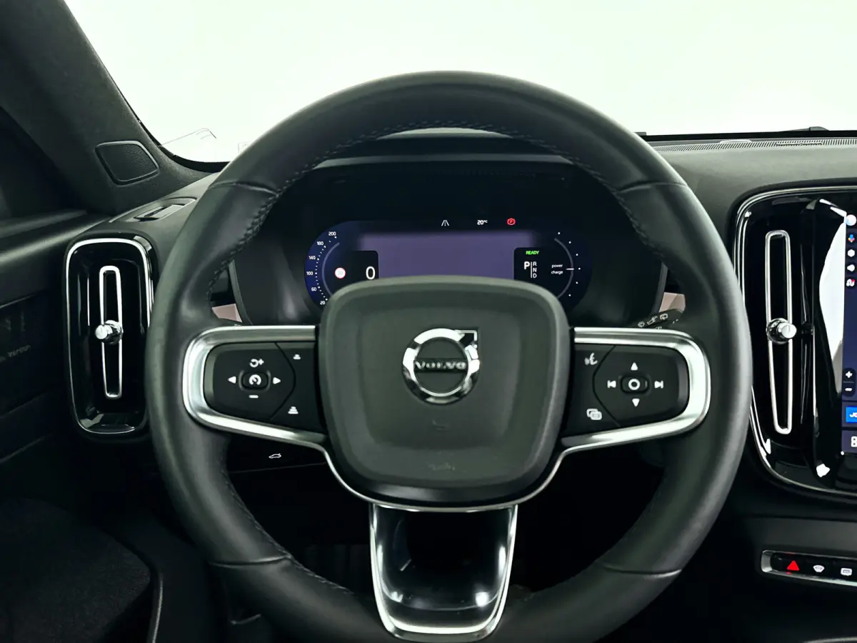 P8 AWD Ultimate | Panoramadak | 360° camera | Harman Kardon | Stoel- en stuurverwarming | Trekhaak