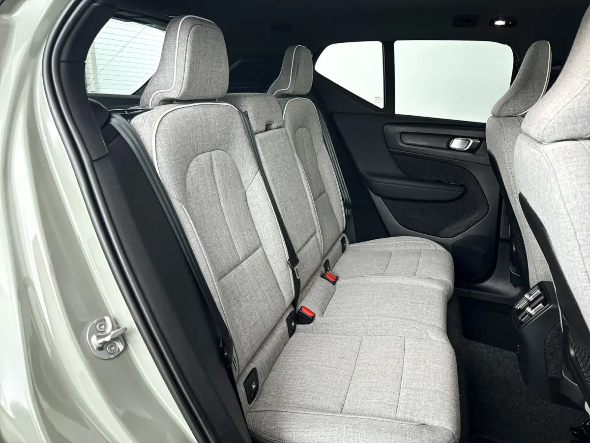 P8 AWD Ultimate | Panoramadak | 360° camera | Harman Kardon | Stoel- en stuurverwarming | Trekhaak