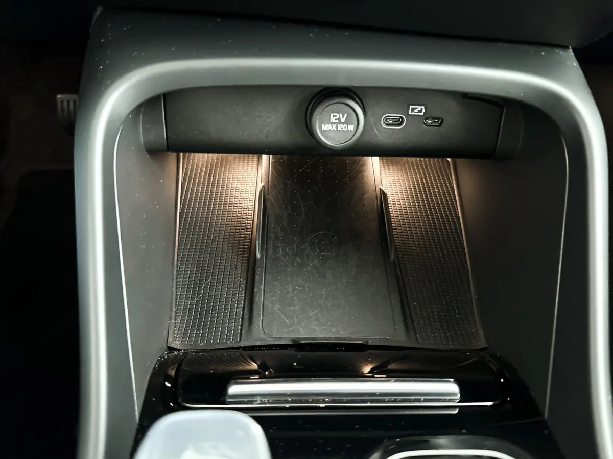 P8 AWD Ultimate | Panoramadak | 360° camera | Harman Kardon | Stoel- en stuurverwarming | Trekhaak