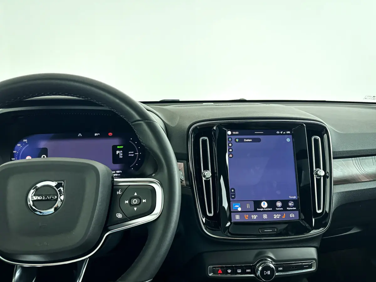 P8 AWD Ultimate | Panoramadak | 360° camera | Harman Kardon | Stoel- en stuurverwarming | Trekhaak