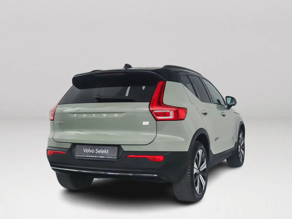 P8 AWD Ultimate | Panoramadak | 360° camera | Harman Kardon | Stoel- en stuurverwarming | Trekhaak