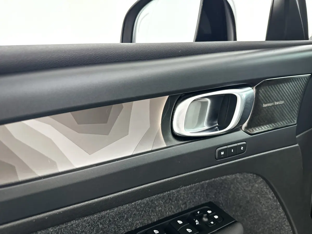 P8 AWD Ultimate | Panoramadak | 360° camera | Harman Kardon | Stoel- en stuurverwarming | Trekhaak