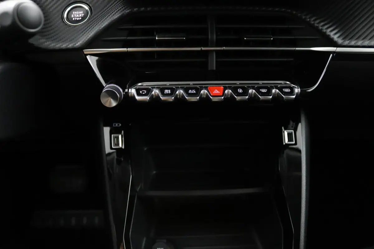 EV Active Pack 50 kWh | LED | Climate |