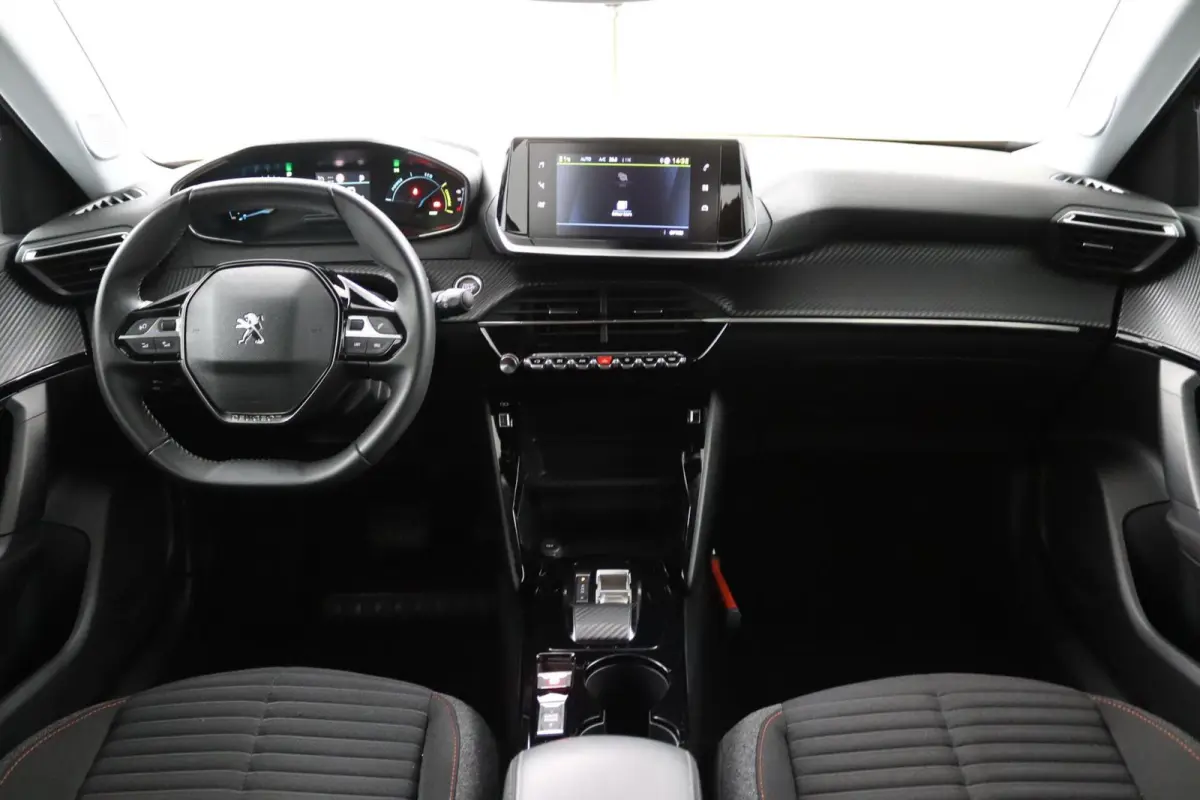EV Active Pack 50 kWh | LED | Climate |