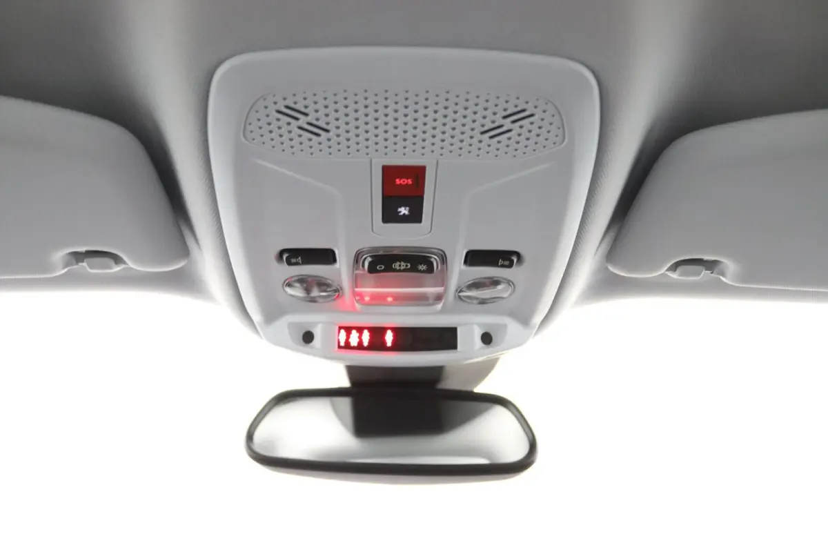 EV Active Pack 50 kWh | LED | Climate |