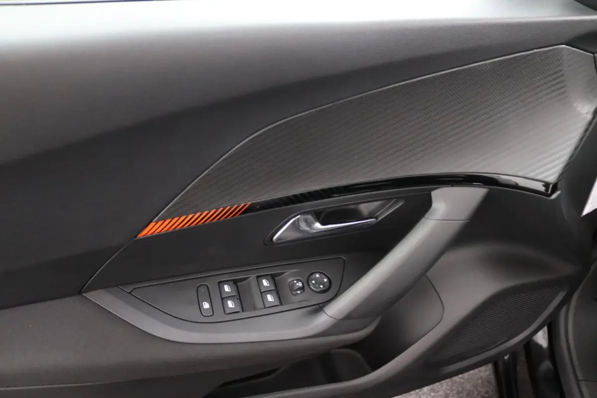 EV Active Pack 50 kWh | LED | Climate |