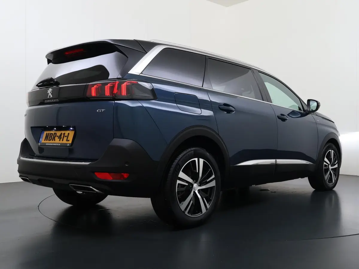 1.2 GT HYBRID 136 7 PERSOONS| ADAPTIVE CRUISE CONTROL| 12.000KM! | STOELVERWARMING| RIJKLAARPRIJS INCL. 12 MND BOVAG GARANTIE|