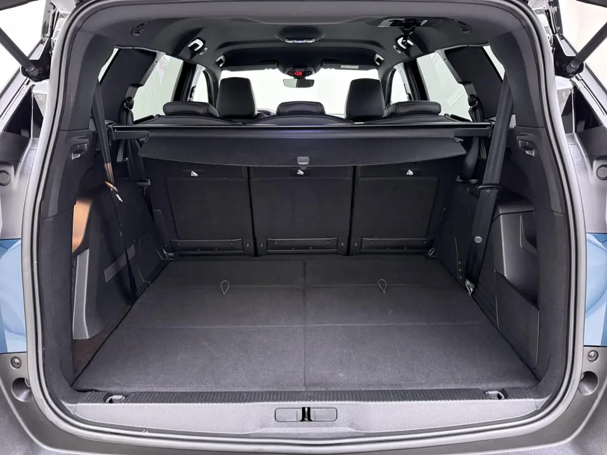 1.2 GT HYBRID 136 7 PERSOONS| ADAPTIVE CRUISE CONTROL| 12.000KM! | STOELVERWARMING| RIJKLAARPRIJS INCL. 12 MND BOVAG GARANTIE|