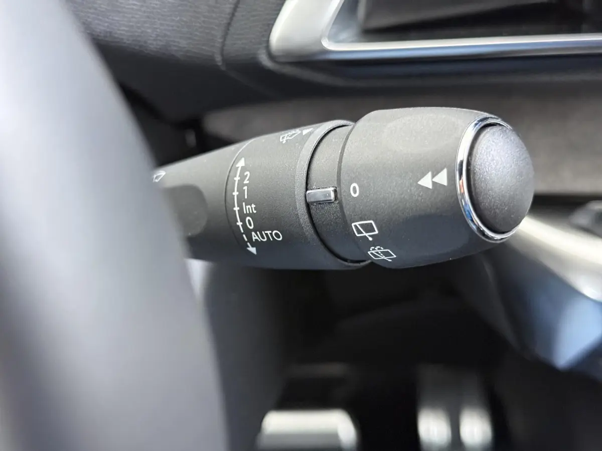 1.2 GT HYBRID 136 7 PERSOONS| ADAPTIVE CRUISE CONTROL| 12.000KM! | STOELVERWARMING| RIJKLAARPRIJS INCL. 12 MND BOVAG GARANTIE|