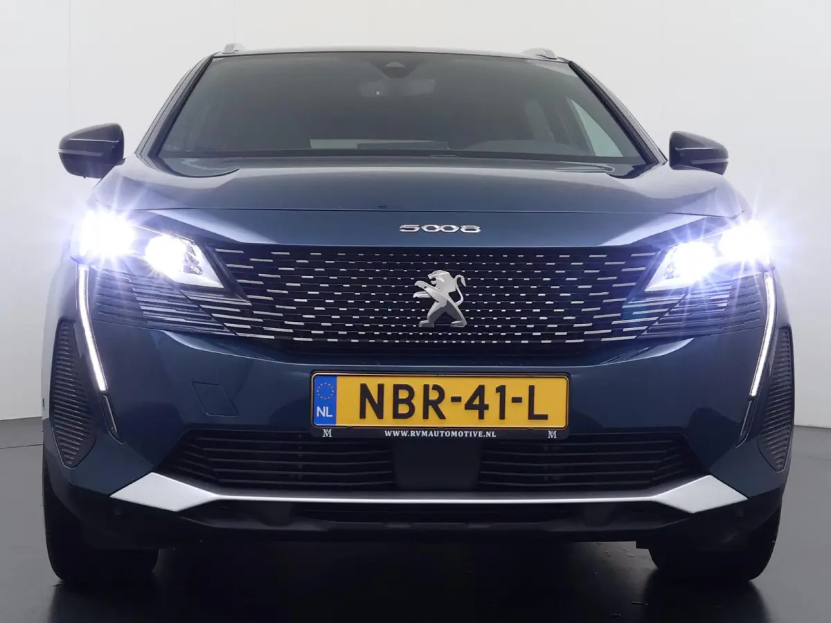 1.2 GT HYBRID 136 7 PERSOONS| ADAPTIVE CRUISE CONTROL| 12.000KM! | STOELVERWARMING| RIJKLAARPRIJS INCL. 12 MND BOVAG GARANTIE|