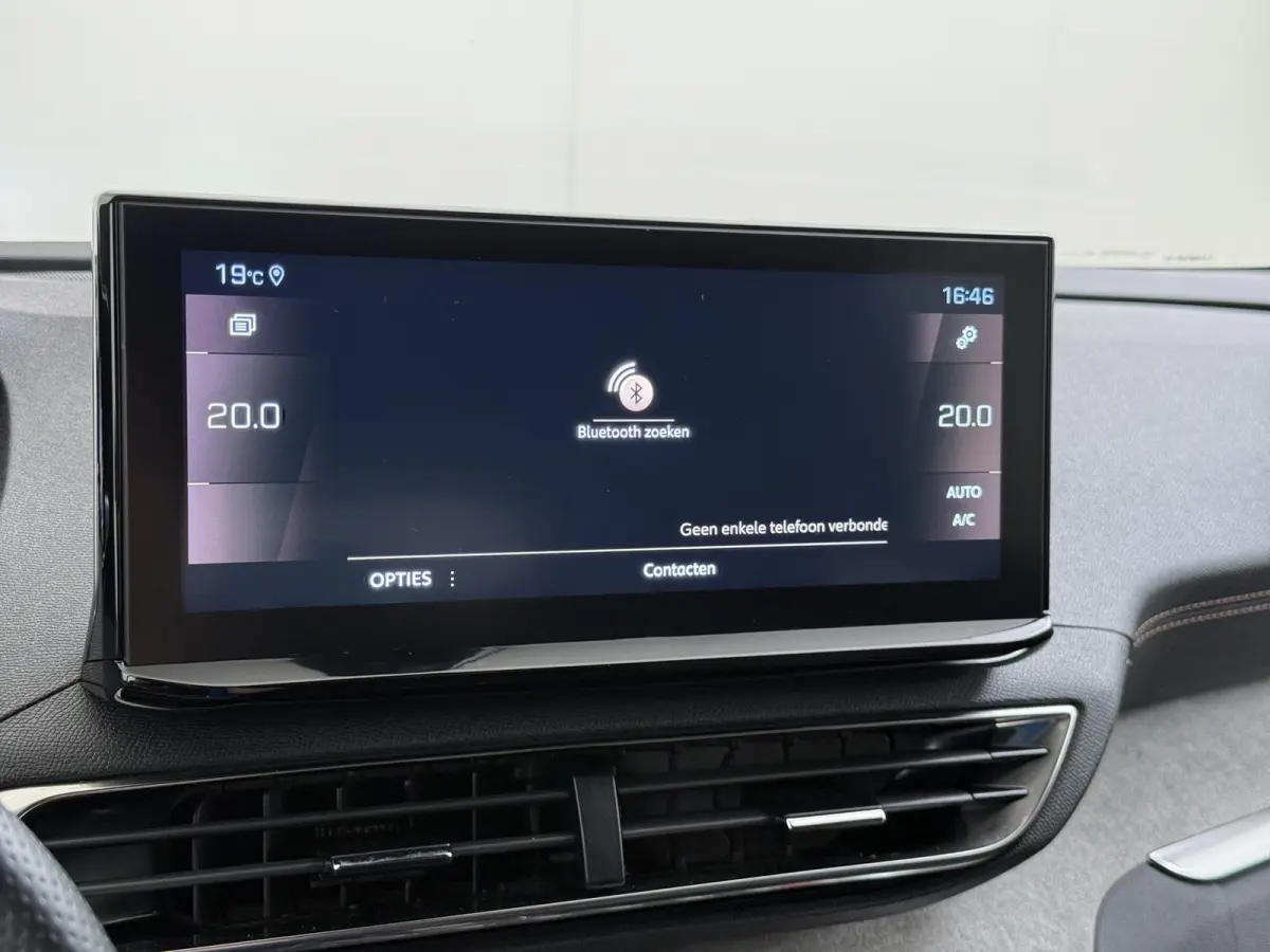 1.2 GT HYBRID 136 7 PERSOONS| ADAPTIVE CRUISE CONTROL| 12.000KM! | STOELVERWARMING| RIJKLAARPRIJS INCL. 12 MND BOVAG GARANTIE|