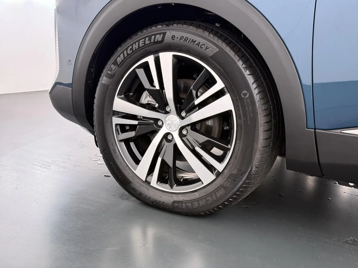 1.2 GT HYBRID 136 7 PERSOONS| ADAPTIVE CRUISE CONTROL| 12.000KM! | STOELVERWARMING| RIJKLAARPRIJS INCL. 12 MND BOVAG GARANTIE|