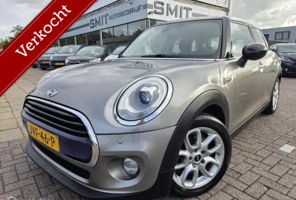 1.5 Cooper Business 5DRS/Nav/Xenon/Led