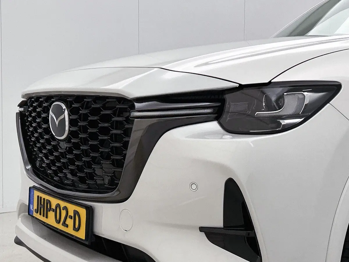 2.5 e-SkyActiv PHEV Homura | CAMERA | NAVIGATIE | STOEL-STUURWIELVERWARMING | HEAD-UP