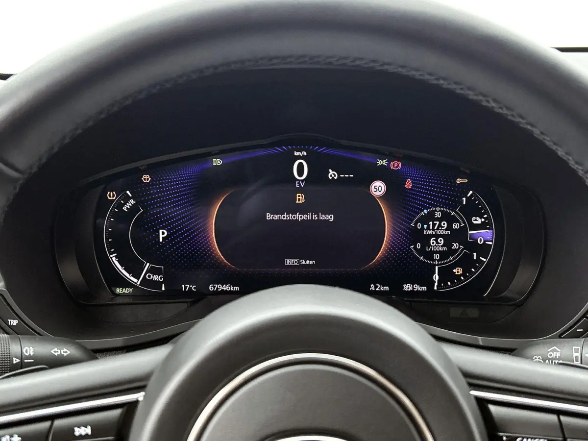 2.5 e-SkyActiv PHEV Homura | CAMERA | NAVIGATIE | STOEL-STUURWIELVERWARMING | HEAD-UP