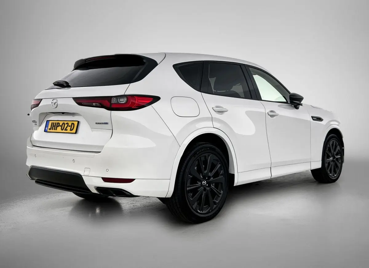 2.5 e-SkyActiv PHEV Homura | CAMERA | NAVIGATIE | STOEL-STUURWIELVERWARMING | HEAD-UP