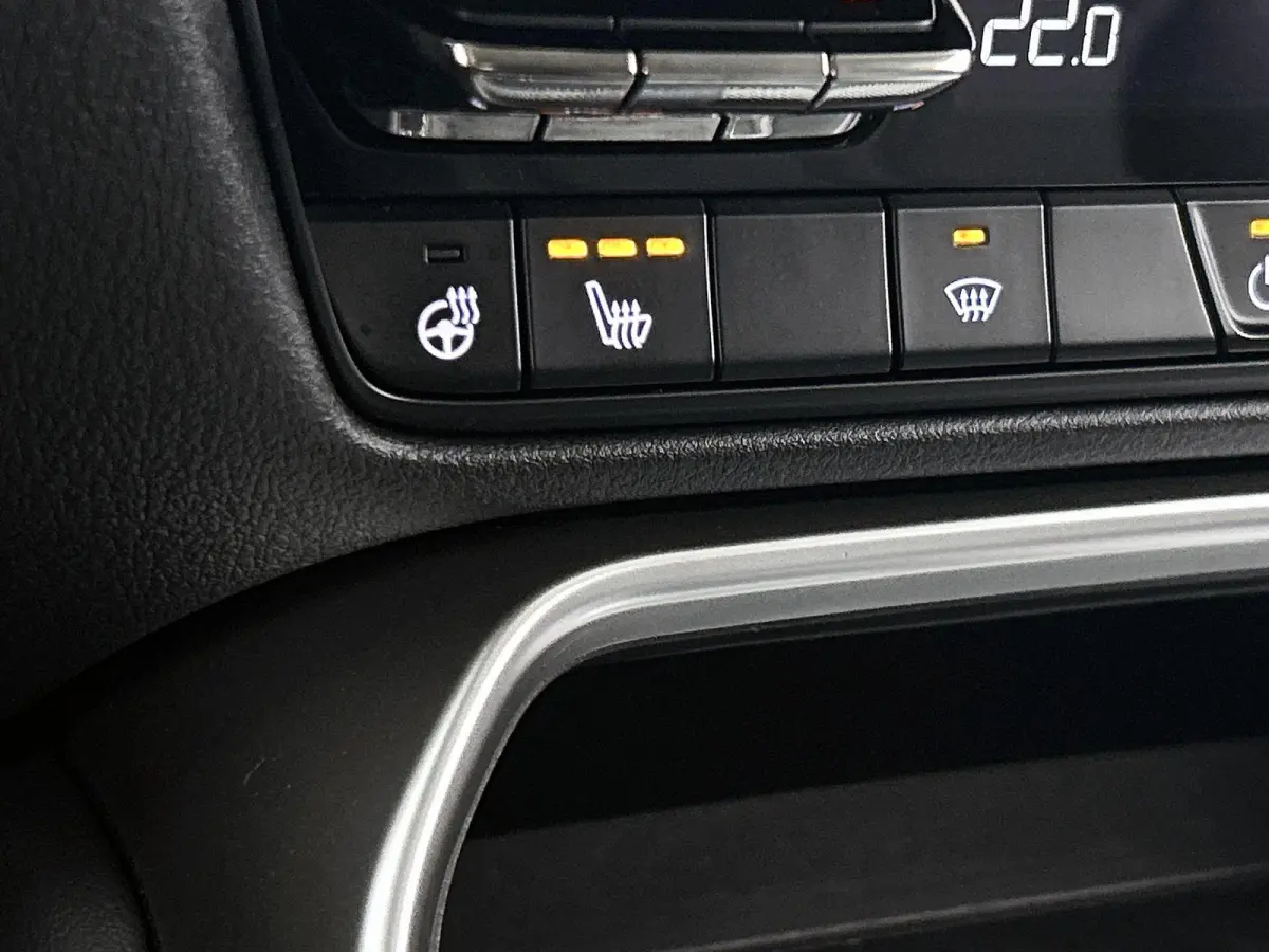 2.5 e-SkyActiv PHEV Homura | CAMERA | NAVIGATIE | STOEL-STUURWIELVERWARMING | HEAD-UP