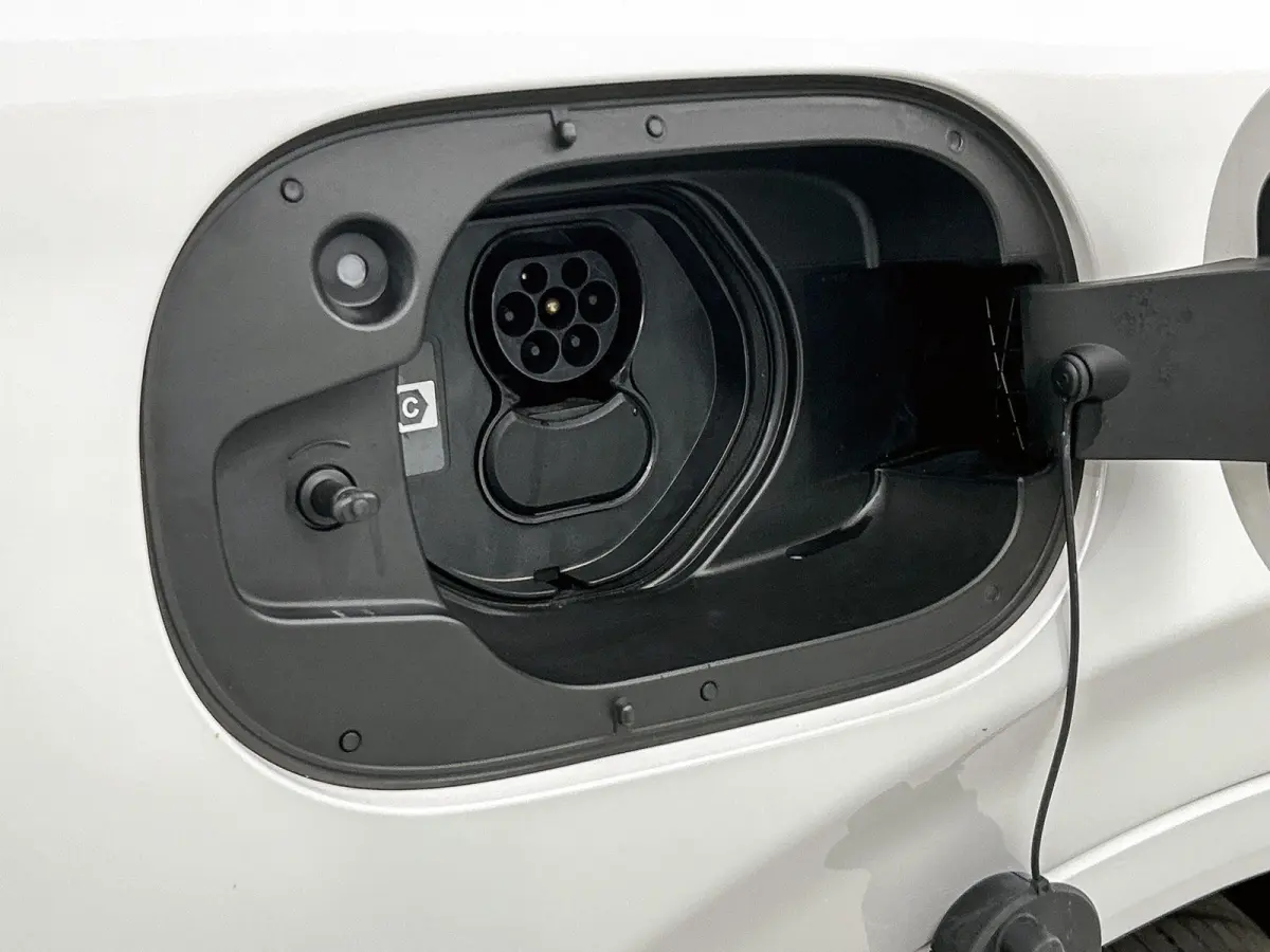 2.5 e-SkyActiv PHEV Homura | CAMERA | NAVIGATIE | STOEL-STUURWIELVERWARMING | HEAD-UP