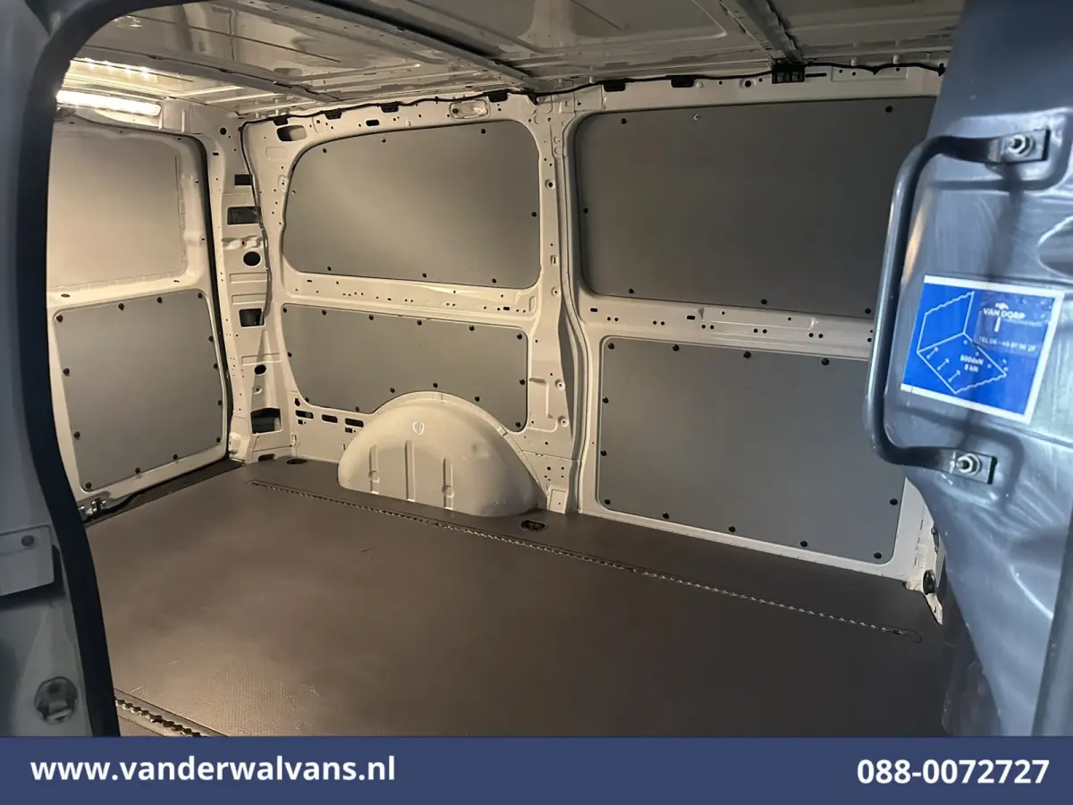 116 CDI 164pk L2H1 Euro6 Airco | Dakdragers | Cruisecontrol | Parkeersensoren Stoelverwarming, Bijrijdersbank